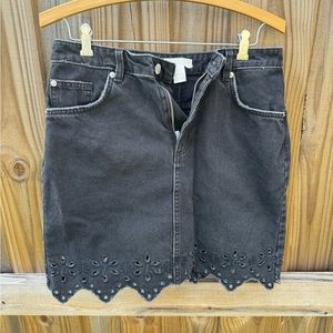 h&m black eyelet skirt